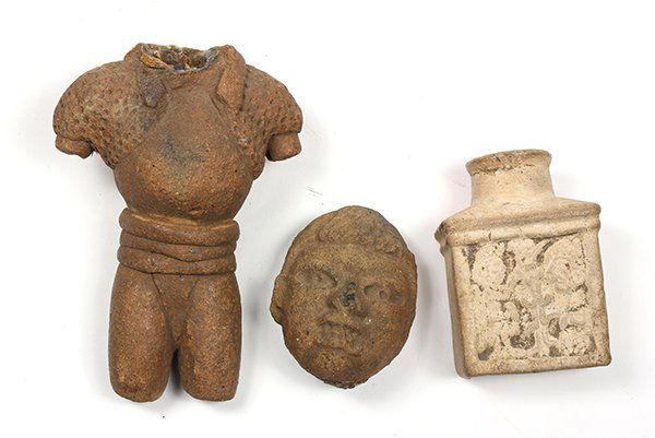 (lot of 2) Pre-Columbian Central Mayan ceramic poison (1 of 2)