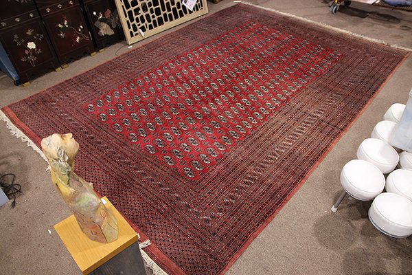 Pakistani Bokhara carpet, 9'1" 13'3" (1 of 5)