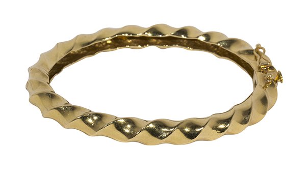 18k yellow gold bangle bracelet (1 of 2)