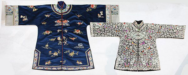 Two Chinese Robes, Blue/Black (1 of 5)