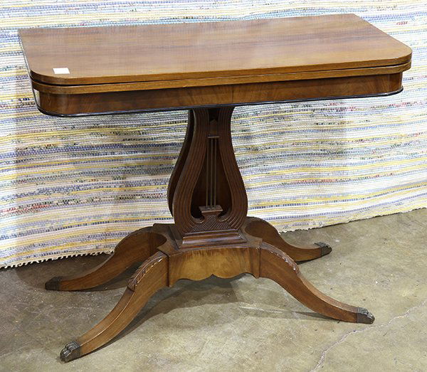 Federal style mahogany games table (1 of 3)