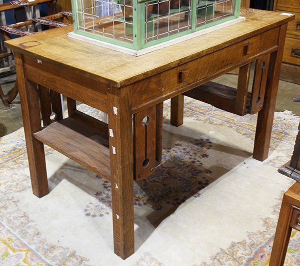 Arts and Crafts quartersawn oak library table (1 of 2)