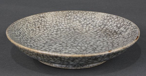 Chinese Ge-type Stoneware Dish (1 of 5)