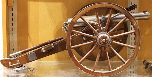 Quarter scale Civil War 12-pounder cannon (1 of 1)
