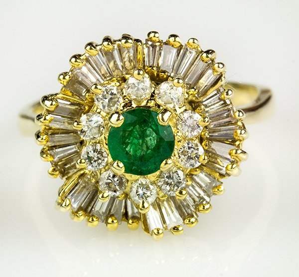 Emerald, diamond and 14k yellow gold ring (1 of 2)