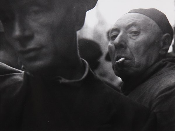 Photograph, Leon Levinstein: Leon Levinstein (American, 1913-1988), "New York," c. 1955, gelatin silver print, artist stamp verso, image: 10.25"h x 13.25"w, sheet: 11"h x 14"w, overall (with mat): 18"h x 22"w. Provenance: The Art