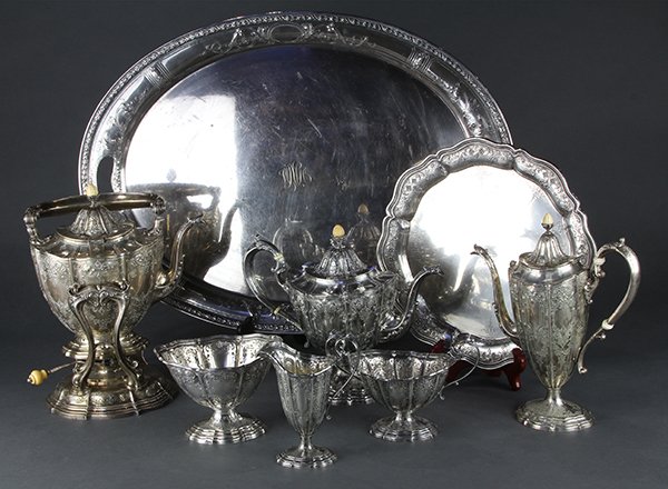 American sterling silver coffe and tea service by: (lot of 8) American sterling silver hot beverage service by William B Durgin Company, Concord, NH & Providence, RI, 180-1905, pattern number 1822, comprising a warming tea kettle on stand, teapot, cof