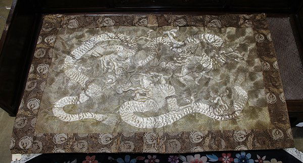 Japanese large embroidered hanging textile, 18th/19th (1 of 4)