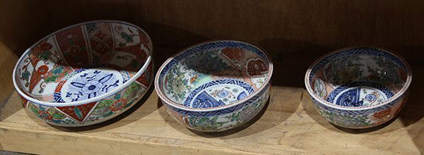 Japanese  Three Imari Bowls, Meiji (1 of 2)