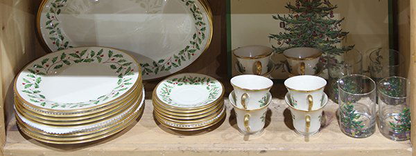 (lot of 25) One shelf containing a partial Lenox (1 of 1)