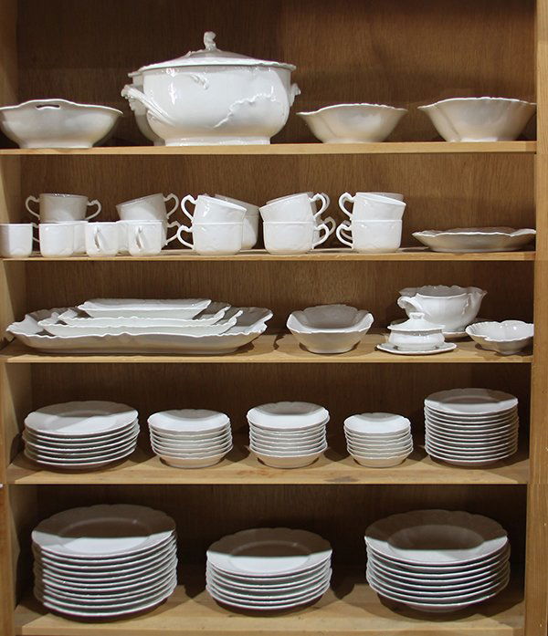 (lot of 100 plus) Five shelves containing a partial set (1 of 1)