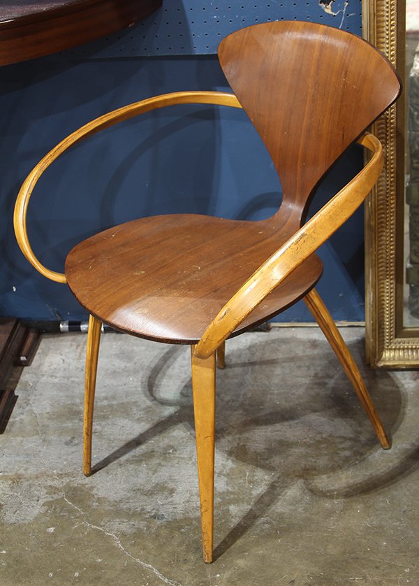 Danish Mid-Century Modern bent teak armchair: Danish Mid-Century Modern bent teak armchair, executed by Plycraft, 30.5"h