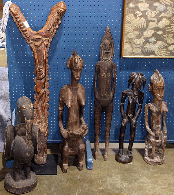 (lot of 6) African carved wood decorative figures (1 of 2)