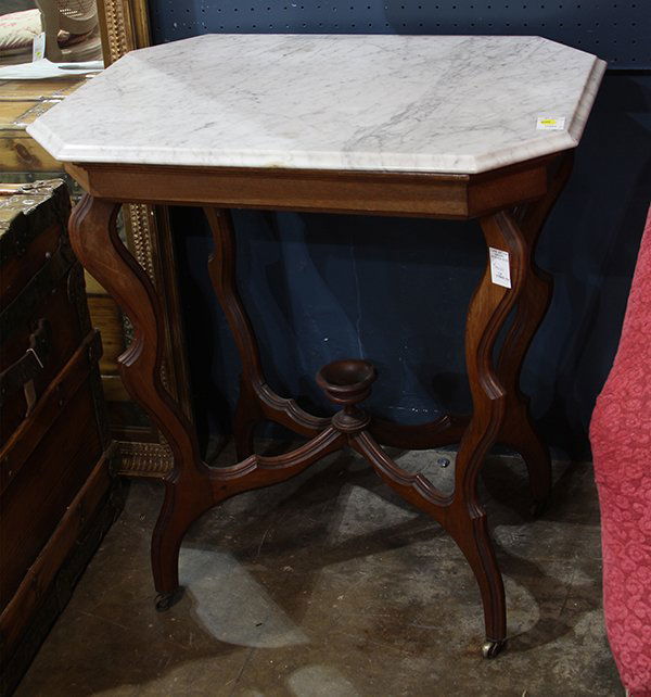 Victorian tea table, having an octagonal top, above (1 of 1)