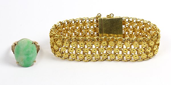 (Lot of 2) Jadeite and 10k yellow gold jewelry items (1 of 2)