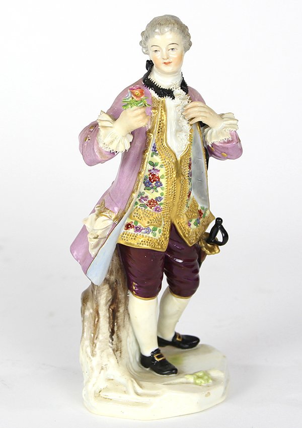 Meissen figural sculpture depicting a dandy, wearing (1 of 7)