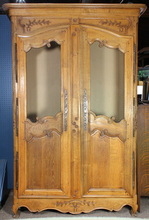 Louis XV Provincial two door linen press, circa 1800, (1 of 4)