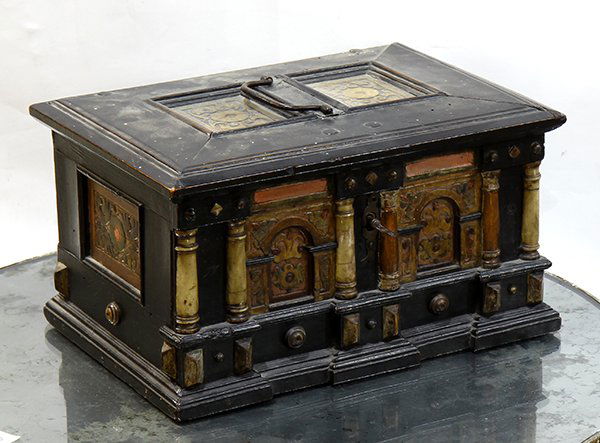 Continental Renaissance style lidded box, second (1 of 6)