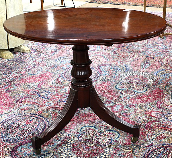 Regency style tilt top tea table, having an oval flame (1 of 4)