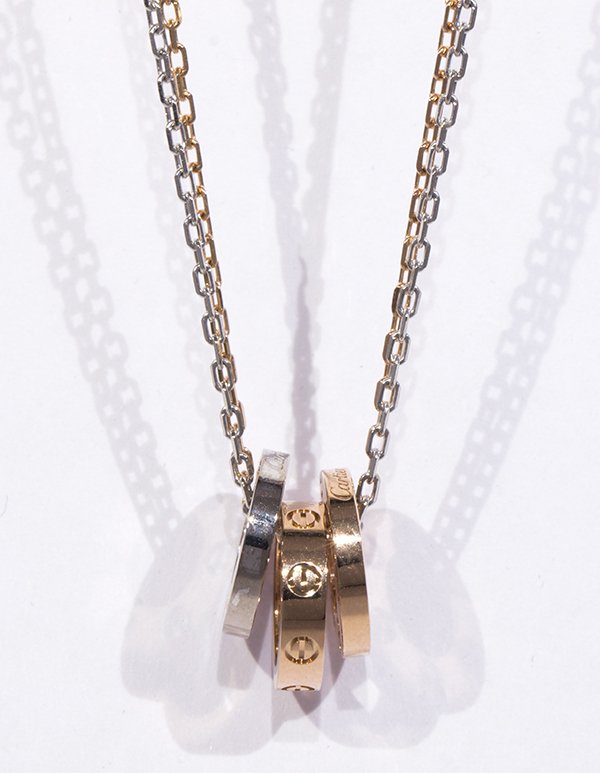 Cartier Love 18k gold three ring pendant-necklace (1 of 5)