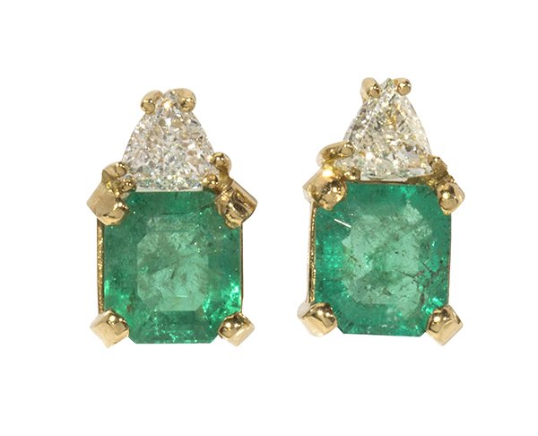 Pair of emerald, diamond and 14k yellow gold earrings (1 of 4)