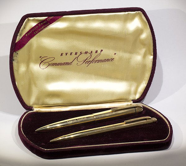 Eversharp "Command Performance" 14k yellow gold pen and (1 of 8)