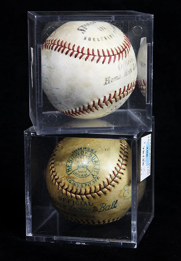 (lot of 2) Signed baseball group (1 of 8)
