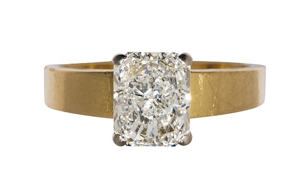 Radiant cut diamond and 18k gold solitaire ring (1 of 5)