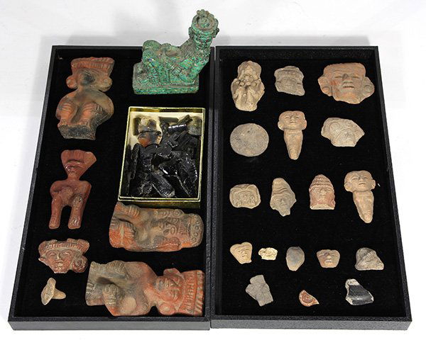 (lot of 25) Pre-Columbian style terracotta fragments, (1 of 1)