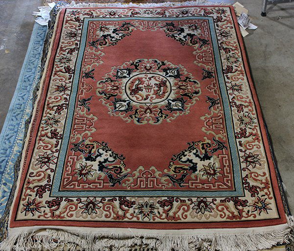 Contemporary Chinese carpet, 4'x 6' (1 of 3)
