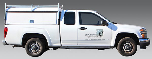 2007 Chevrolet truck, fitted industrial shell with roof (1 of 10)