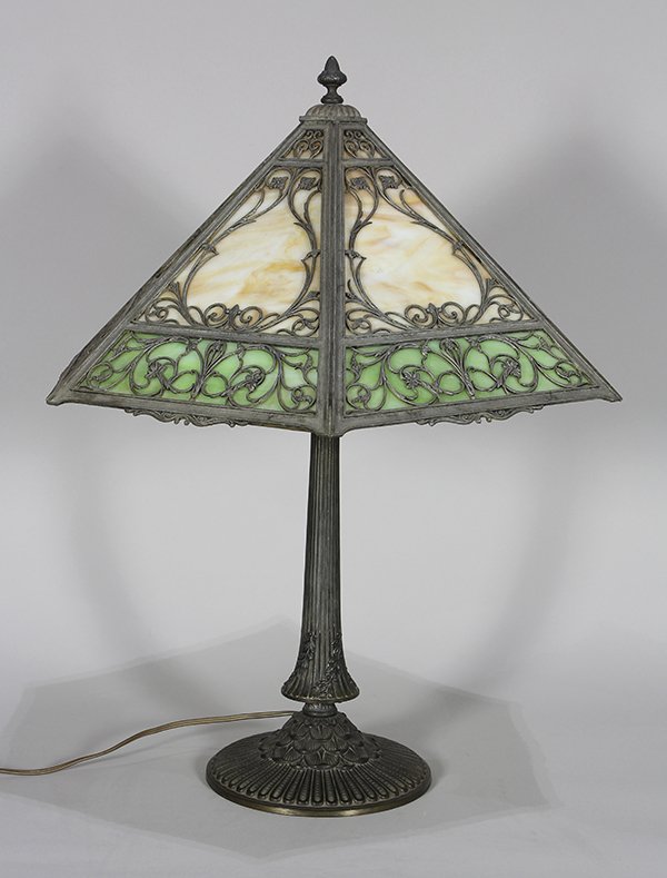 American Arts and Crafts slag glass table lamp (1 of 3)