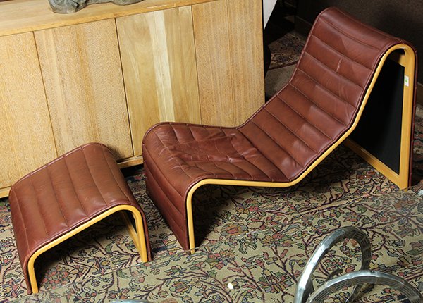 (lot of 2) Mid-Century Moderne lounge chair (1 of 7)