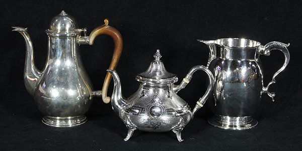 Continental silver pitcer, cofee pot, teapot (1 of 5)
