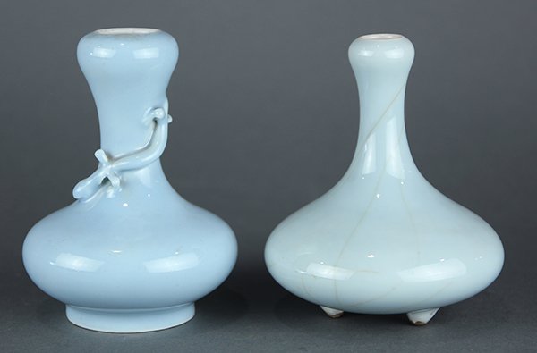 Two Chinese Garlic Head Vases (1 of 6)