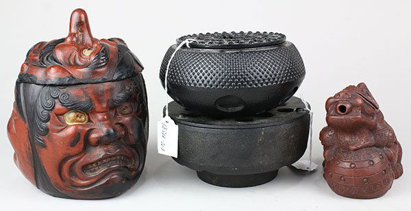 Japanese Lacquered Wooden Container, Iron Pot Warmers (1 of 6)