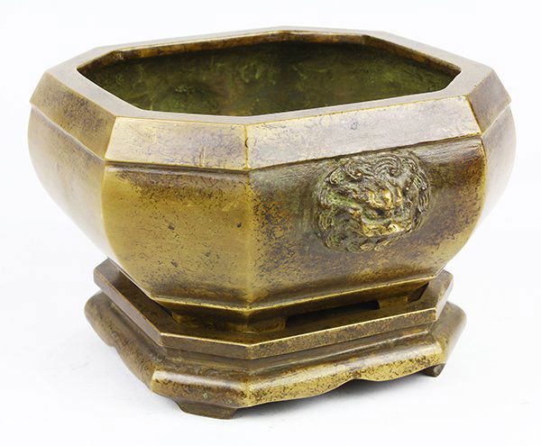 Chinese Octagonal Bronze Censer (1 of 9)