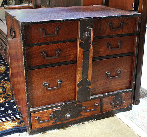 Japanese Tansu, Keyaki wood, Edo period (1 of 4)