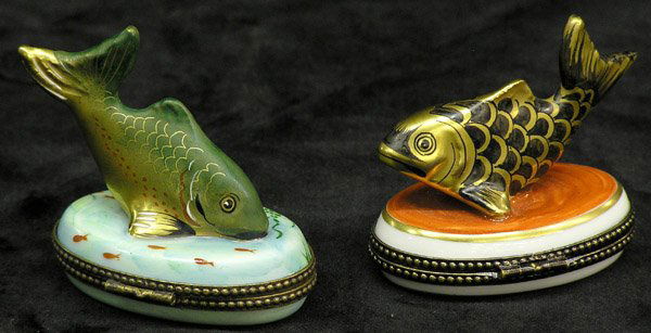 Two Lalique Fish Boxes: Two Limoges decorative boxes surmounted with fish, tallest box 2.5h"