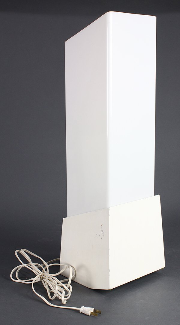 Bill Curry for Modern Modeline lamp (1 of 4)