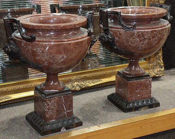 Pair of Continental style marble urns (1 of 2)