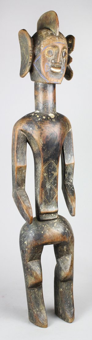 Mumuye, Northern Nigeria abstract standing figure with (1 of 3)