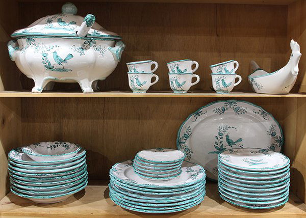 (Lot of 43) Italian Modern glazed ceramic dinnerware (1 of 4)