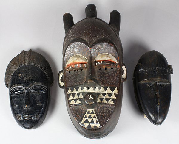 (lot of 3) African masks consisting of a Koulango, Cote (1 of 8)