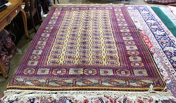 Pakistani Bokhara carpet, 6'2'' x 9'1'' (1 of 4)