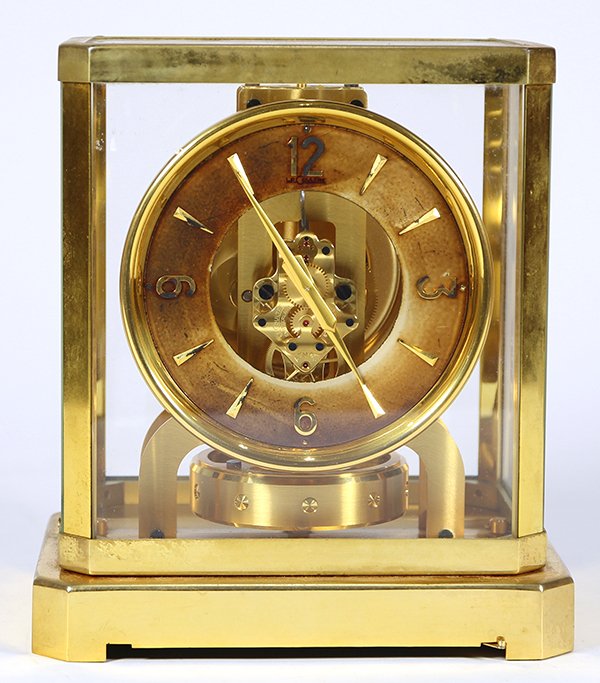 Jaeger LeCoultre Atmos clock, having a brass with glass (1 of 4)