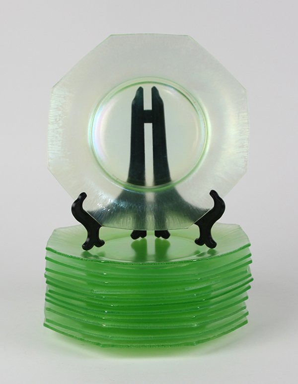 (Lot of 12) Steuben art glass plates (1 of 5)