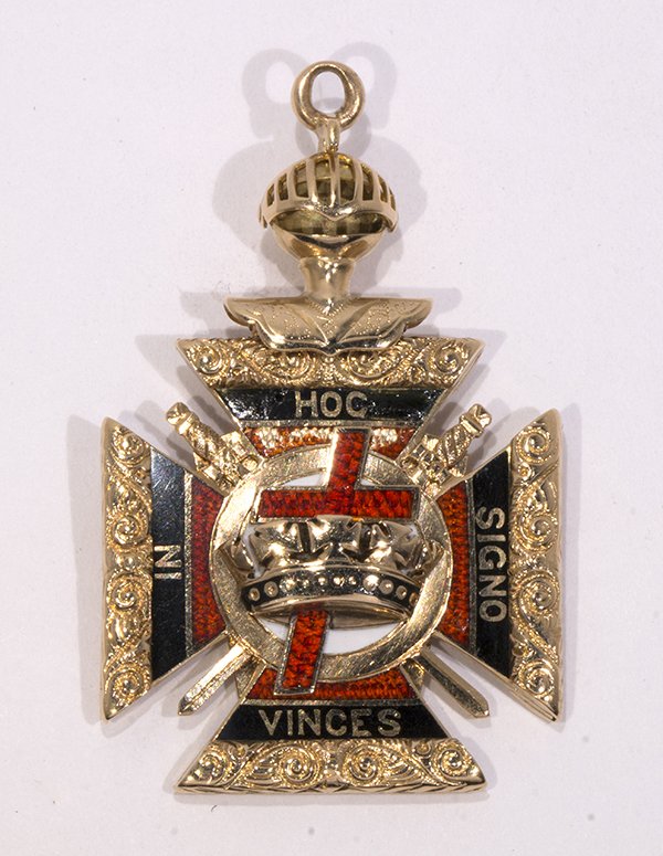Masonic fraternity 14k yellow gold fob (1 of 2)