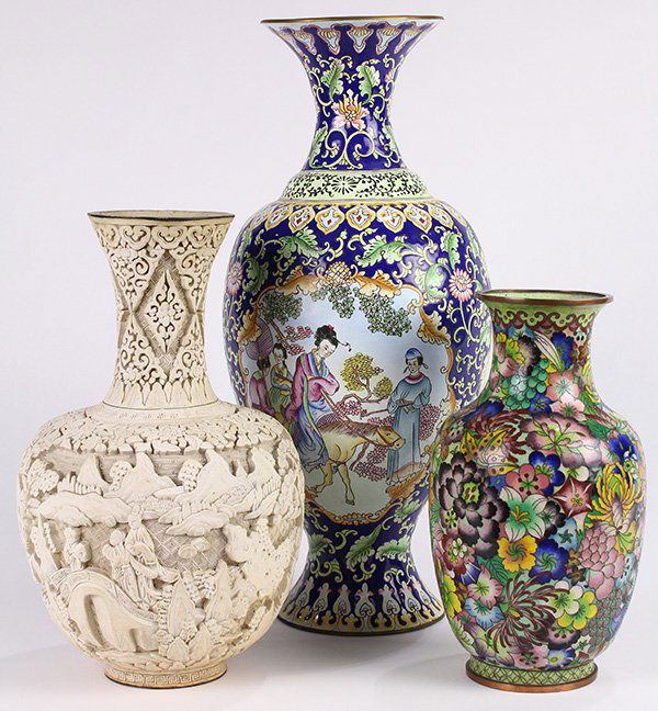 Three Chinese Decorative Vases (1 of 10)