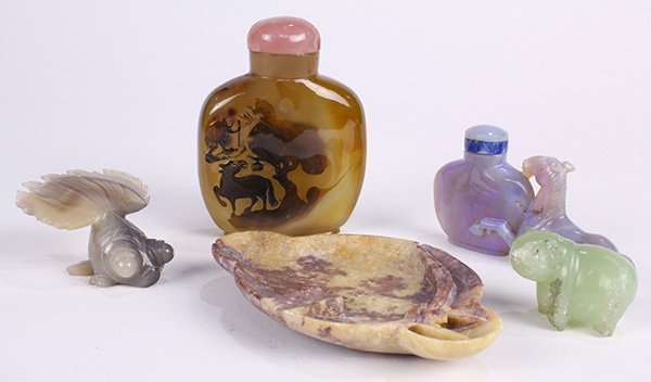 Chinese Snuff Bottles and Carvings (1 of 6)